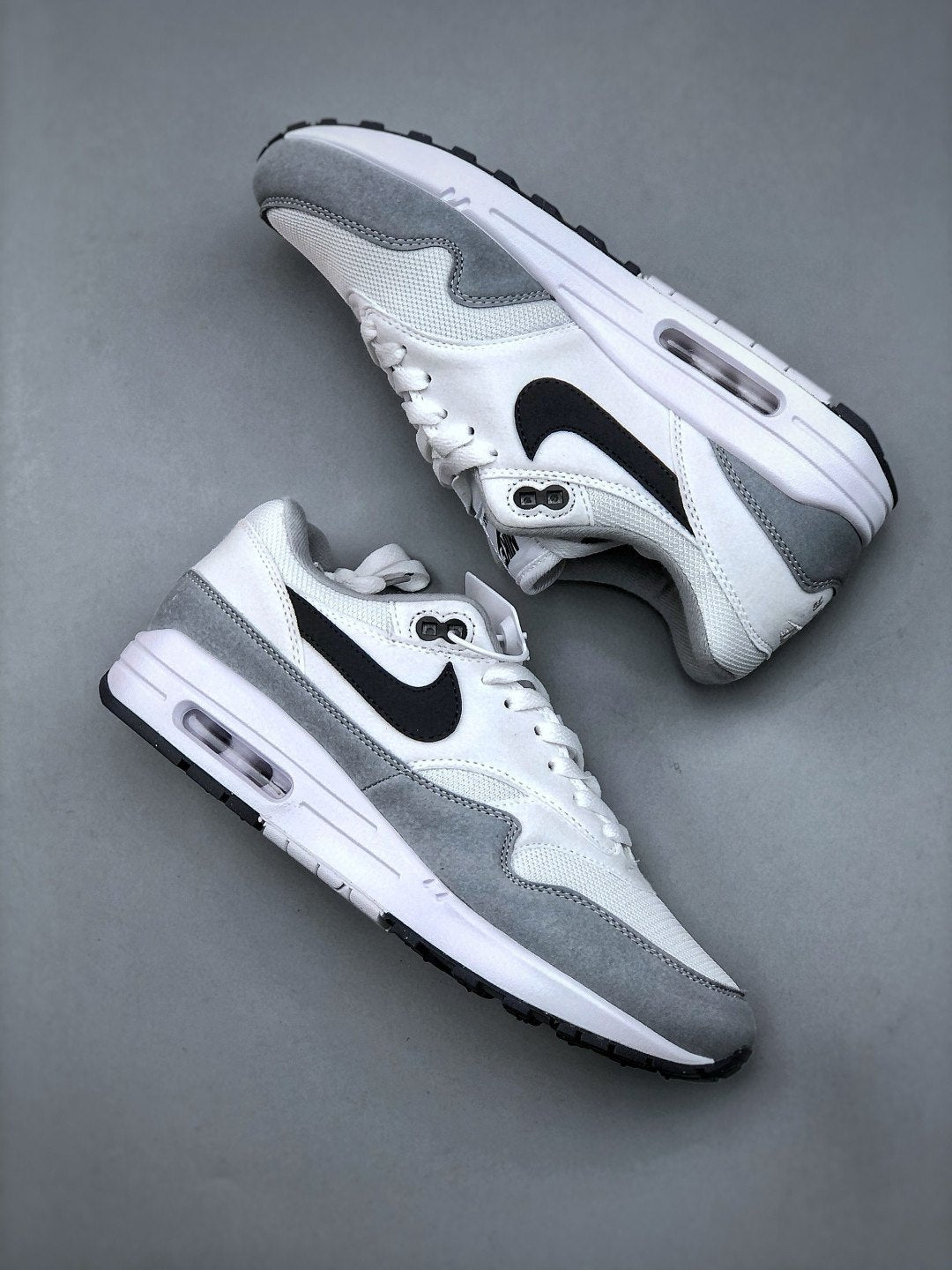 Nike Air Max 1 'Blanc Gris Noir' — vue 4