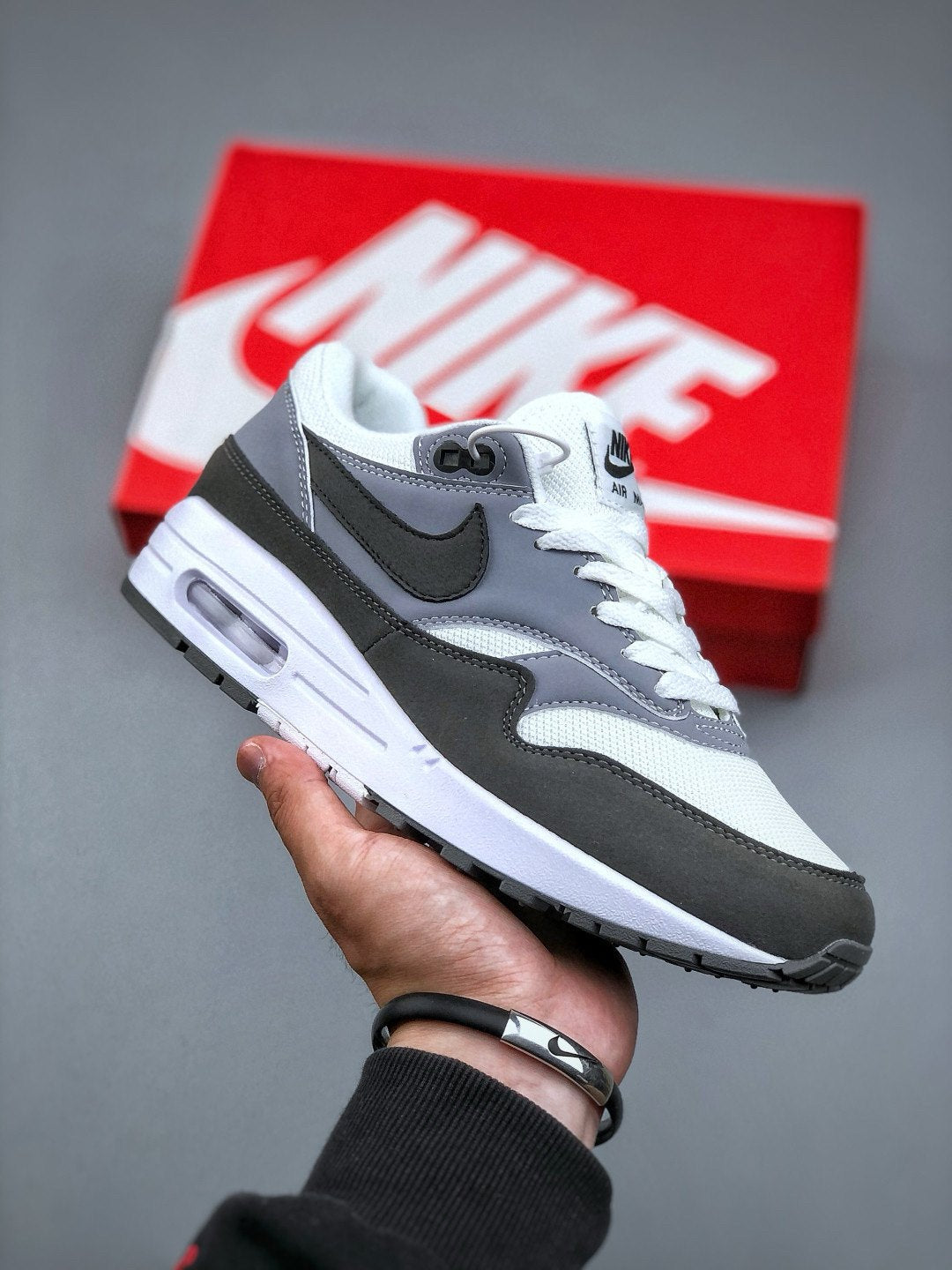 Nike Air Max 1 'Gris Anthracite Noir' — vue 2