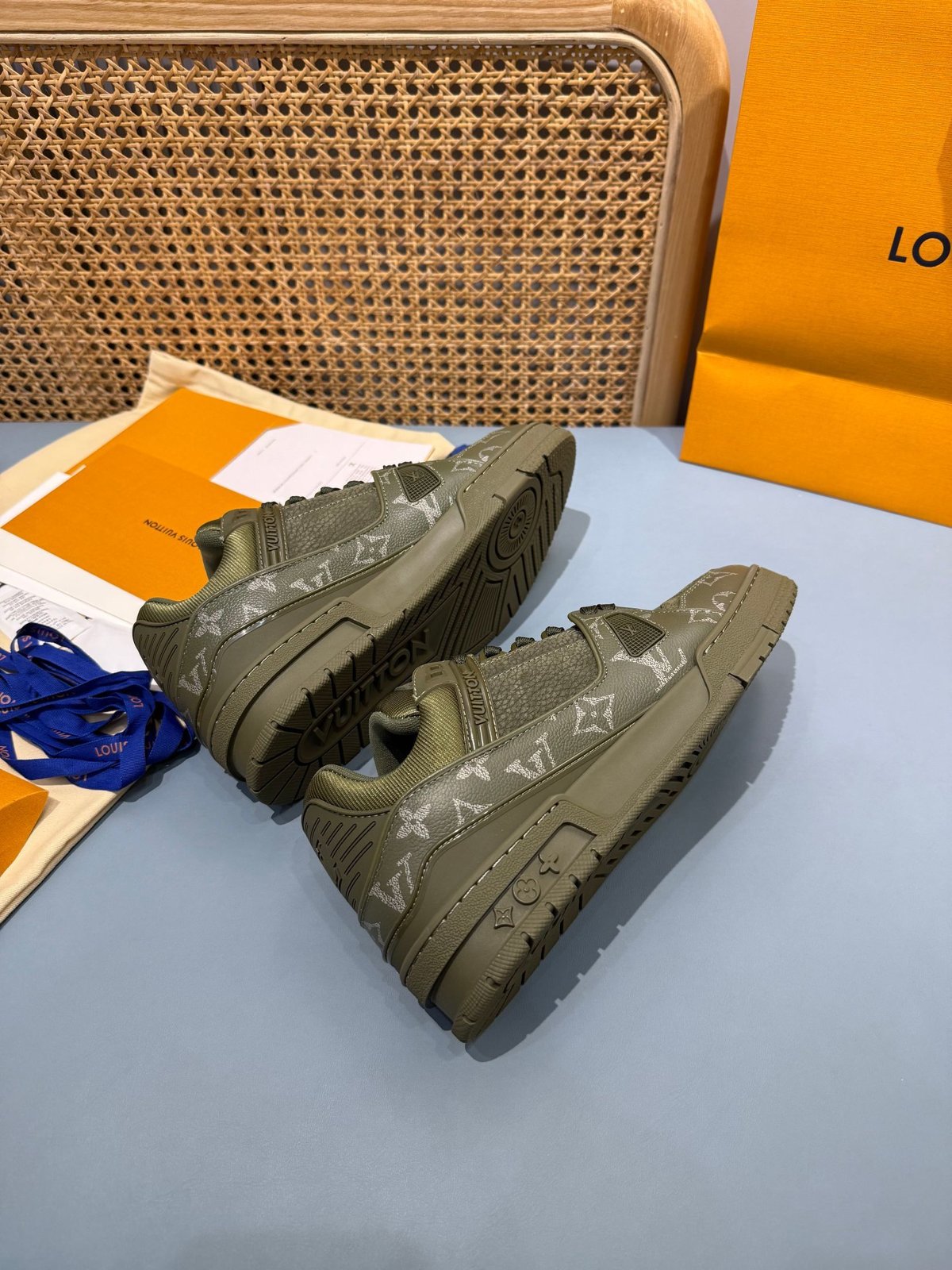 Sneakers Trainer 'Vert Olive Monogram' — vue 15