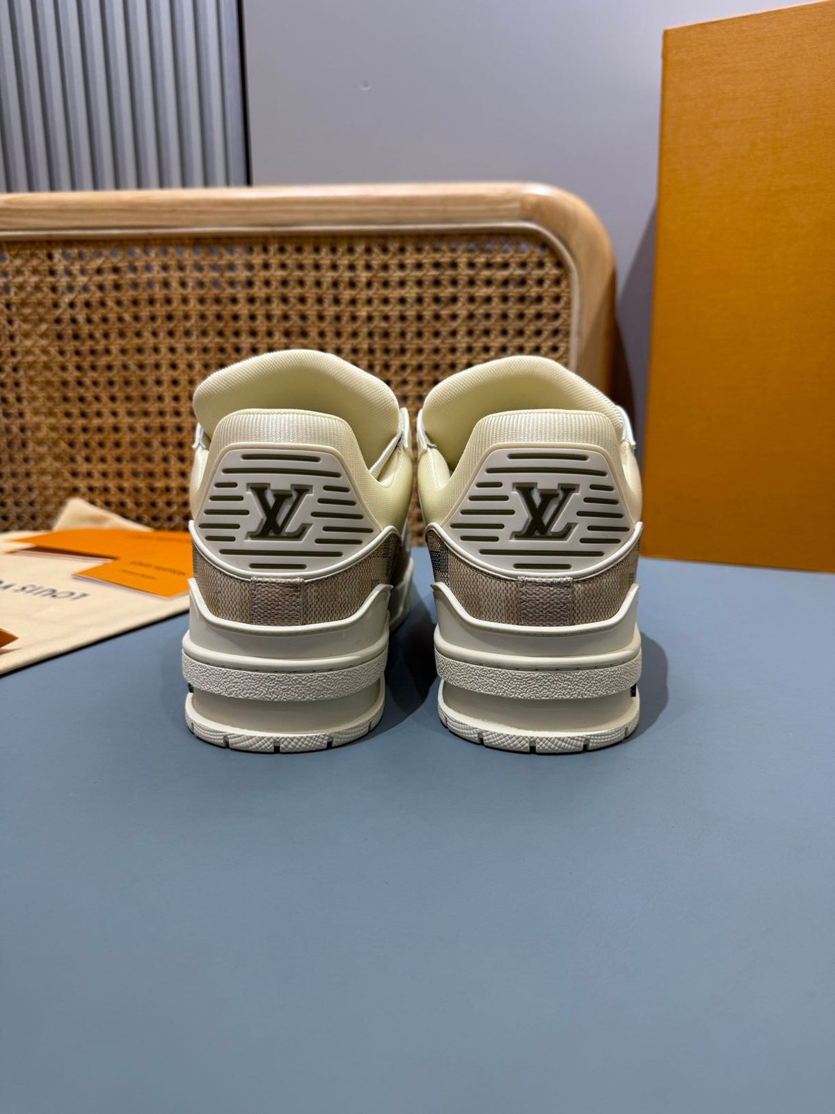 Sneakers Trainer 'Blanc Argent' — vue 21