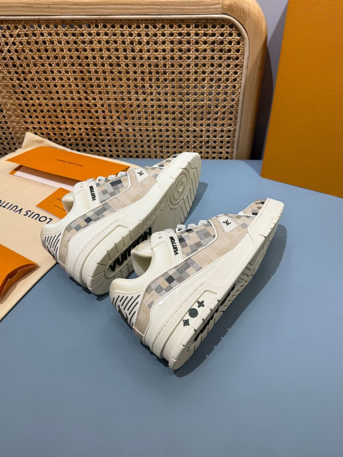 Sneakers Trainer 'Blanc Argent' — vue 23