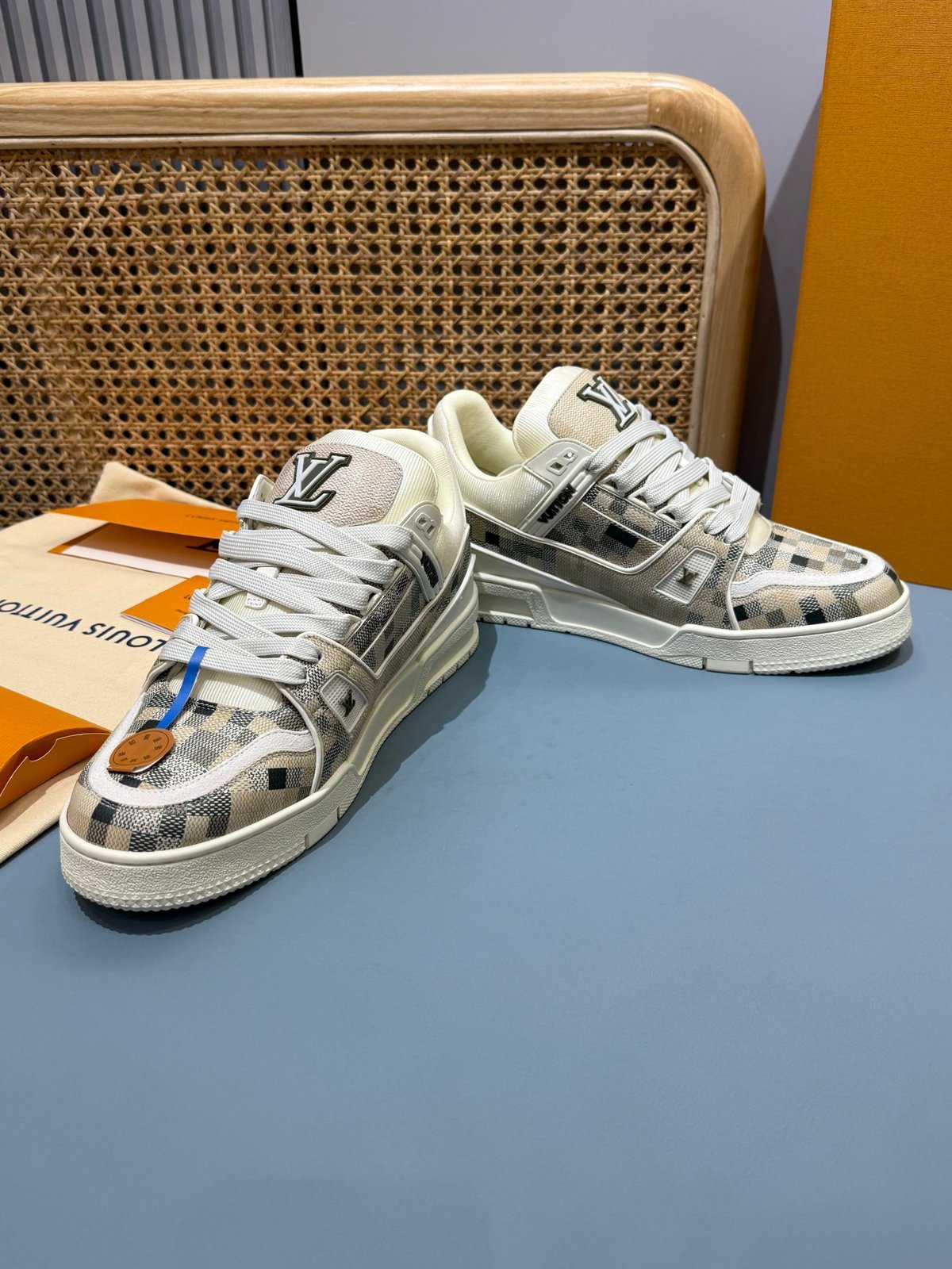 Sneakers Trainer 'Blanc Argent' — vue 34