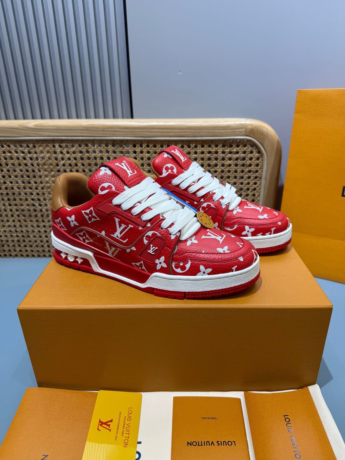 Sneakers Trainer 'Rouge Vif' — vue 4