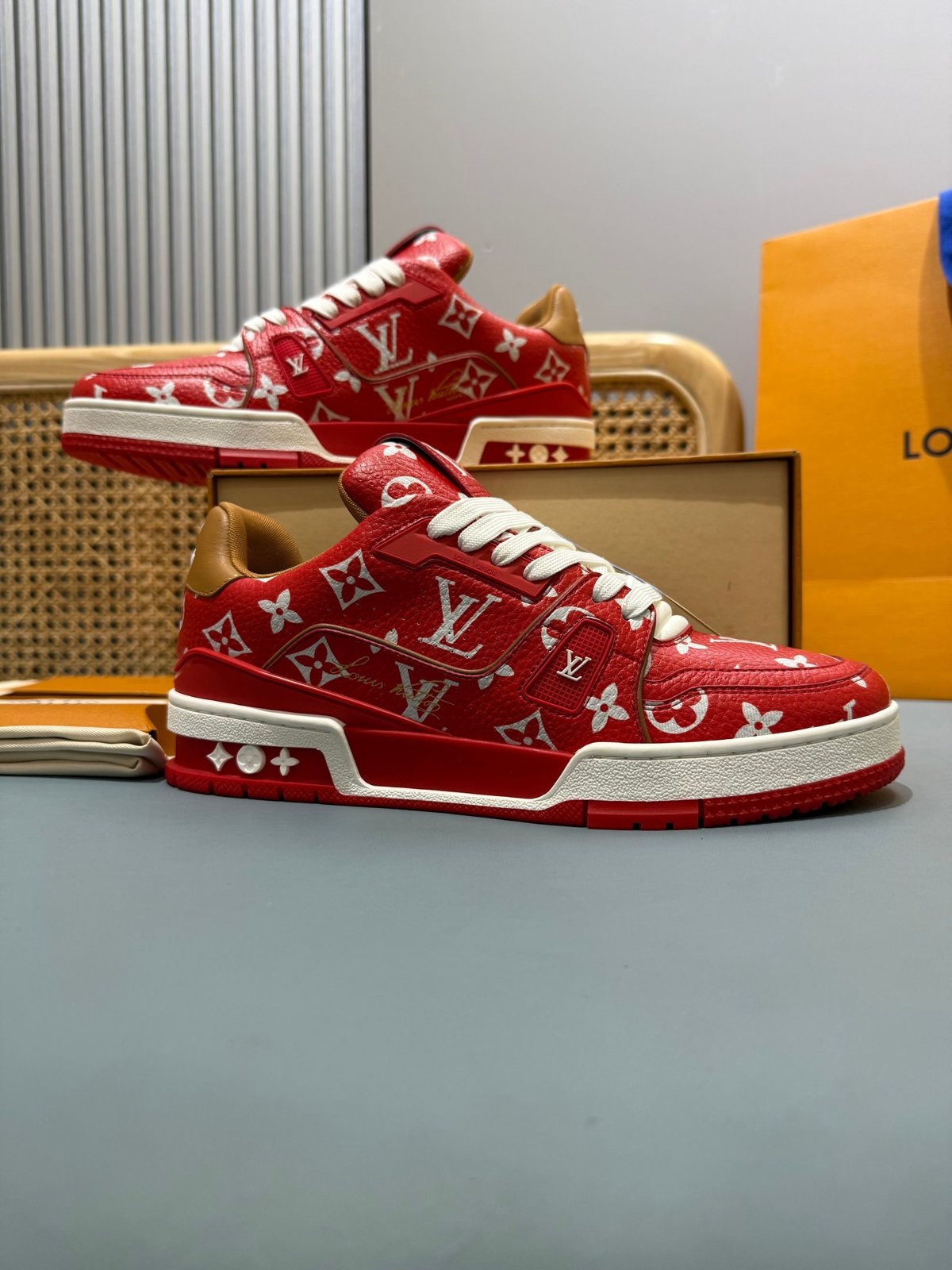Sneakers Trainer 'Rouge Vif' — vue 6