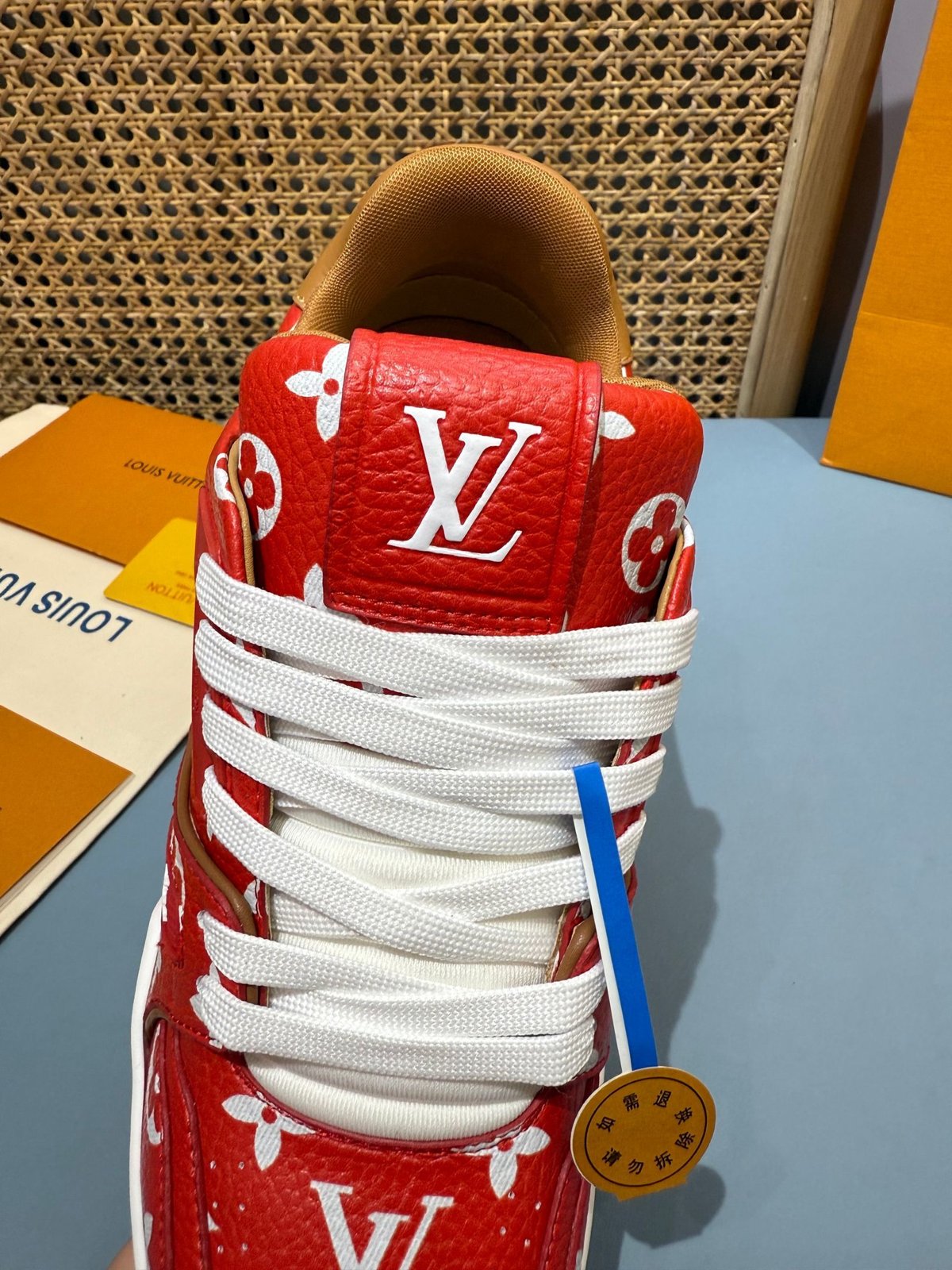 Sneakers Trainer 'Rouge Vif' — vue 9