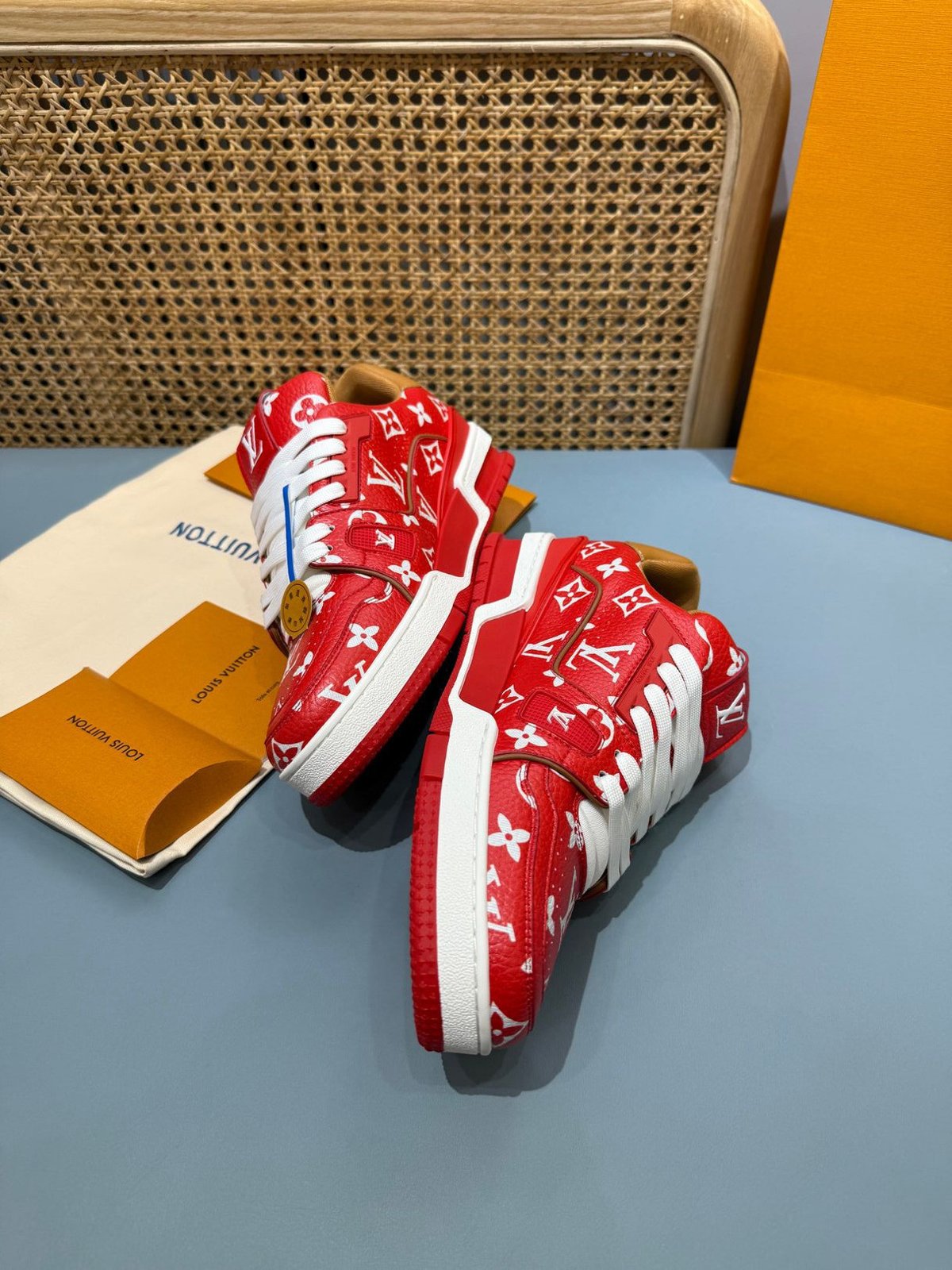 Sneakers Trainer 'Rouge Vif' — vue 16