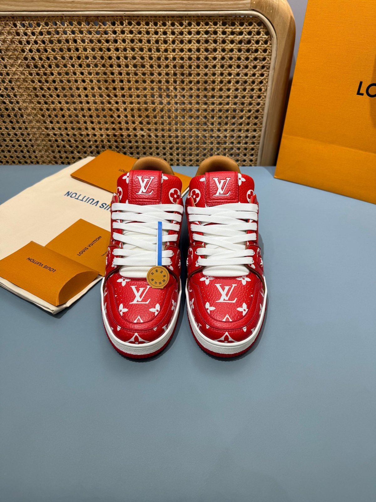Sneakers Trainer 'Rouge Vif' — vue 19