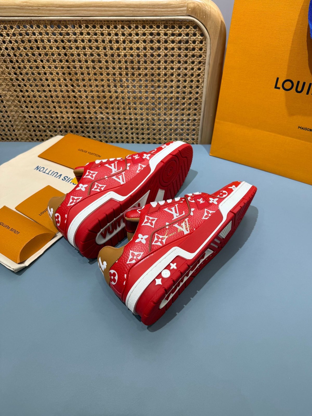 Sneakers Trainer 'Rouge Vif' — vue 24