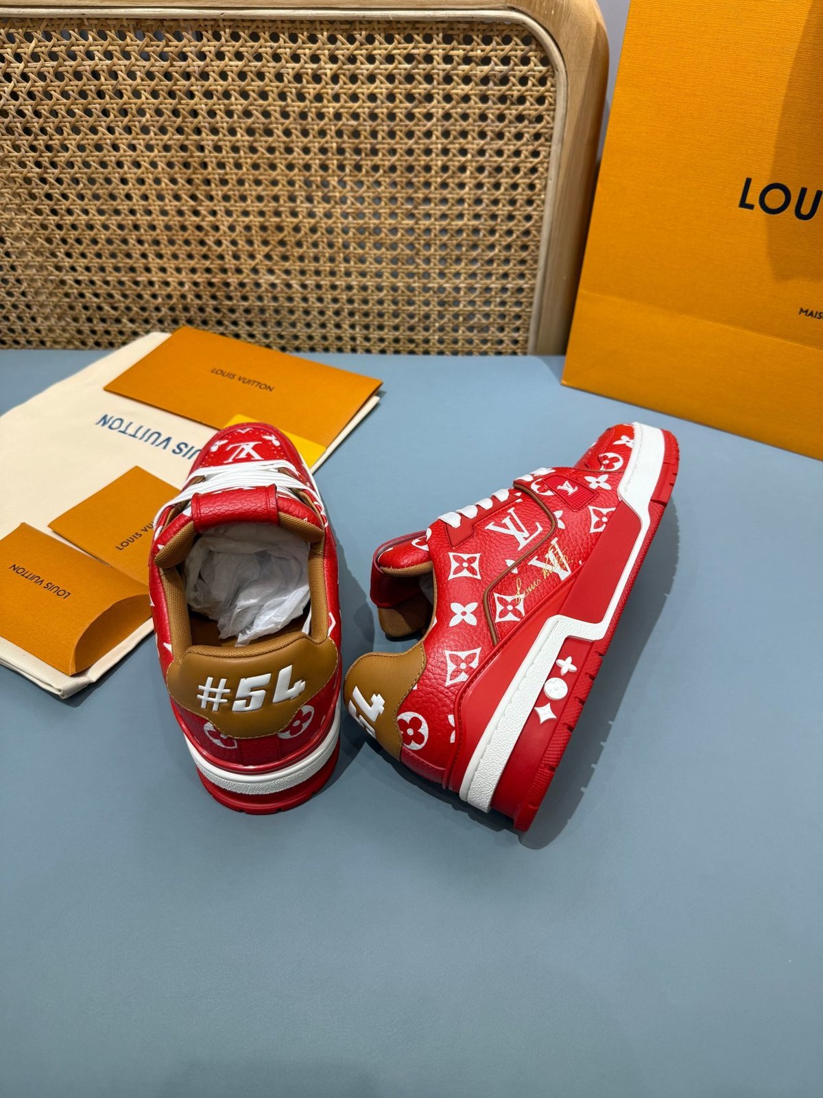 Sneakers Trainer 'Rouge Vif' — vue 25