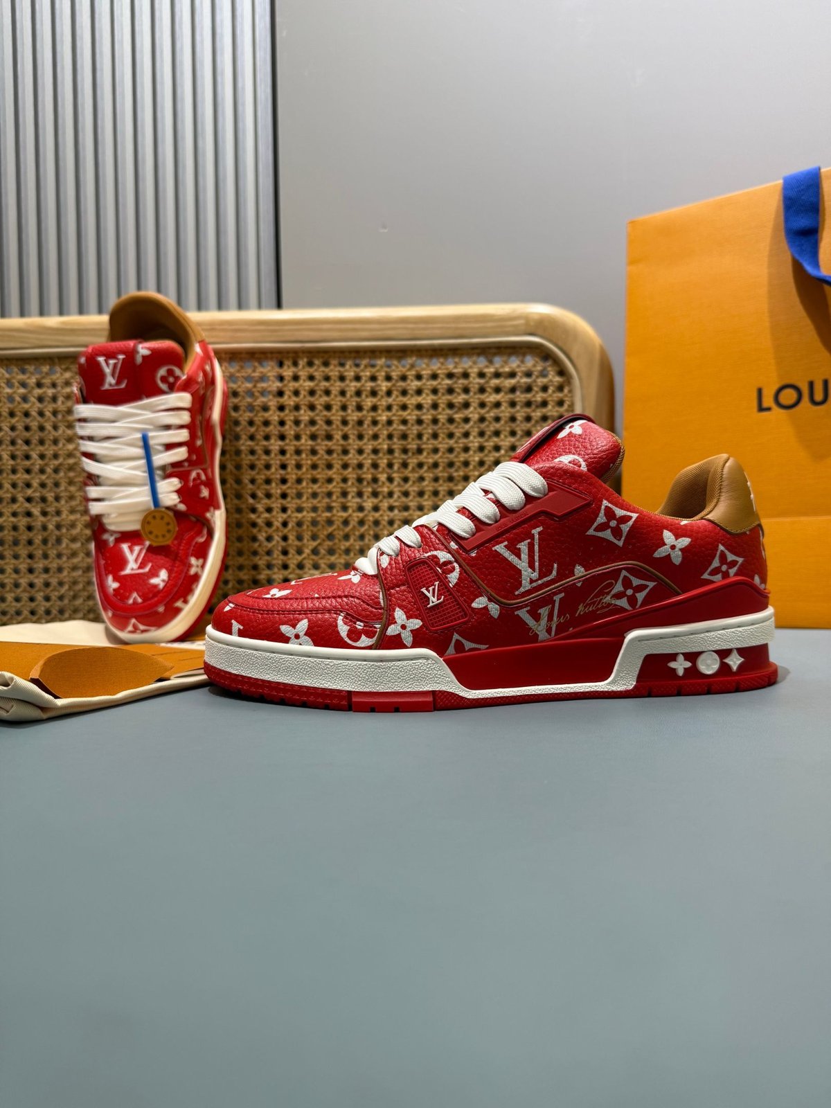 Sneakers Trainer 'Rouge Vif' — vue 26