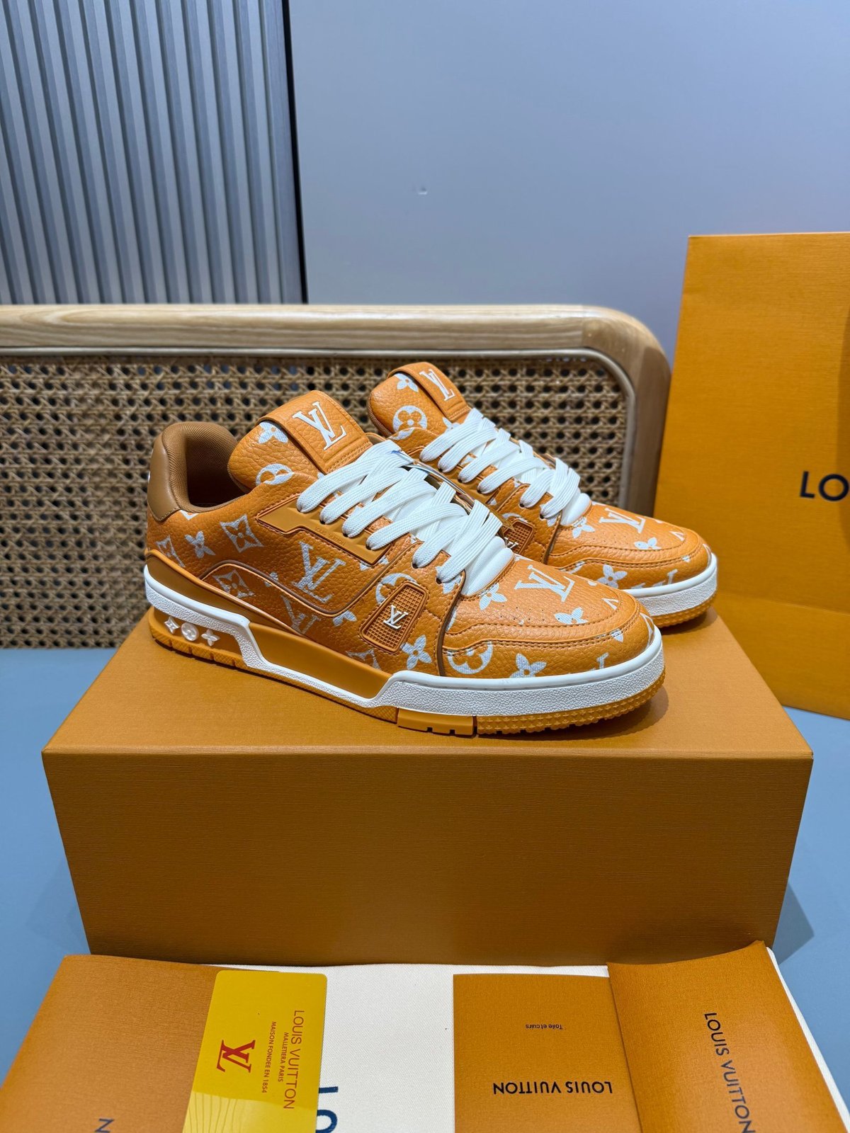 Sneakers Trainer 'Orange Monogram'