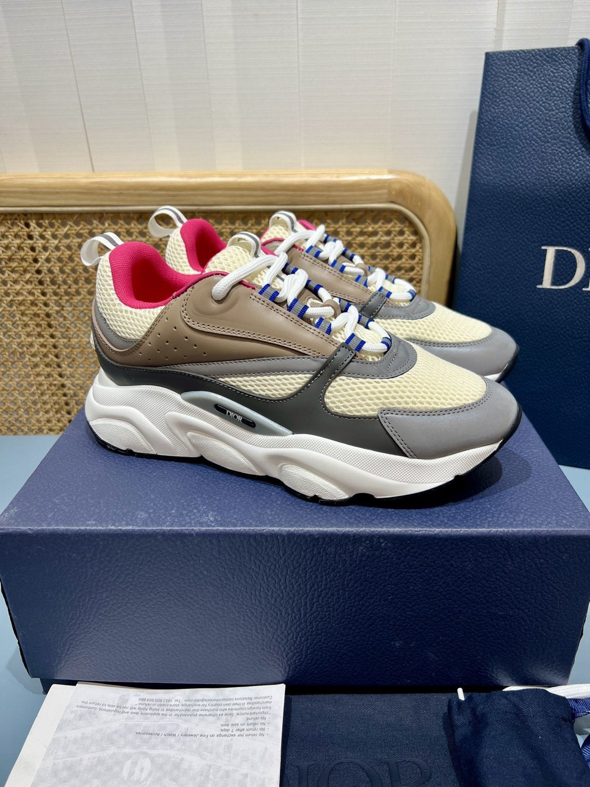 Sneakers B22 'Beige Gris Rouge' — vue 3