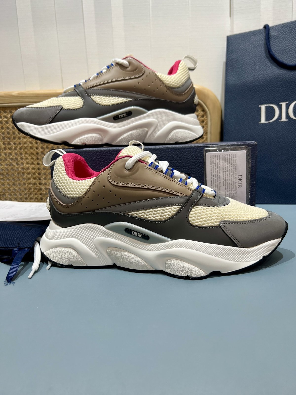 Sneakers B22 'Beige Gris Rouge' — vue 5