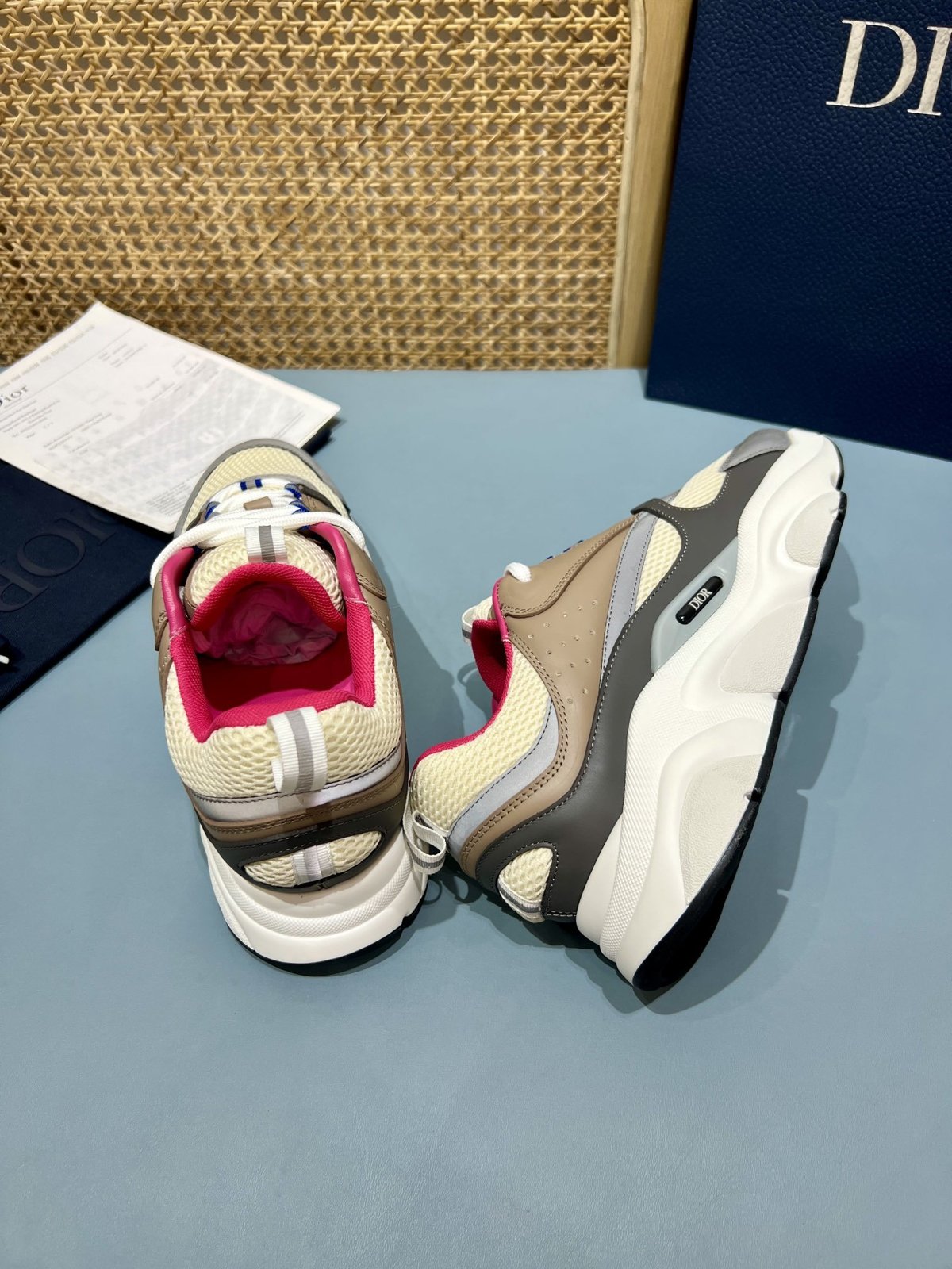 Sneakers B22 'Beige Gris Rouge' — vue 25