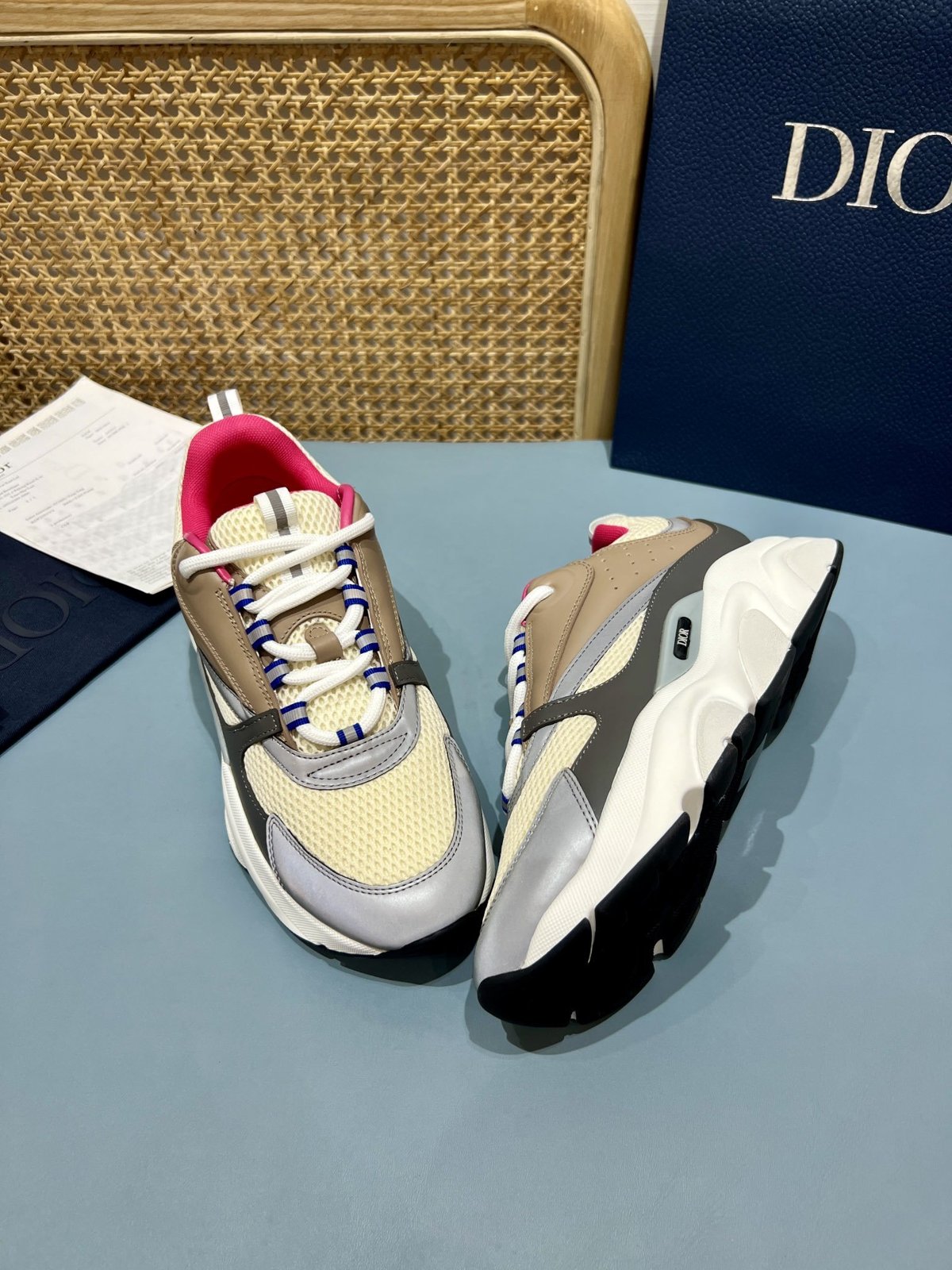 Sneakers B22 'Beige Gris Rouge' — vue 27