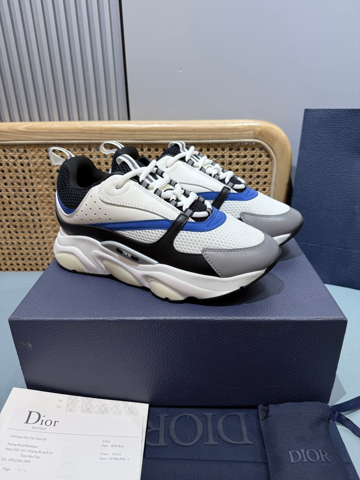 Sneakers B22 'Blanc Noir Bleu' — vue 3