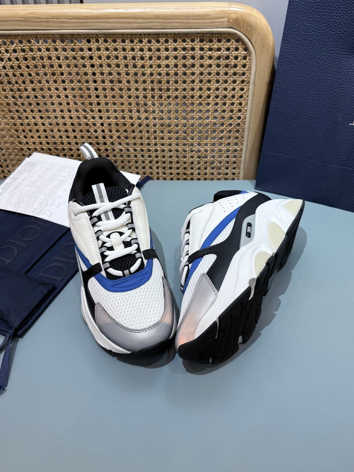 Sneakers B22 'Blanc Noir Bleu' — vue 26