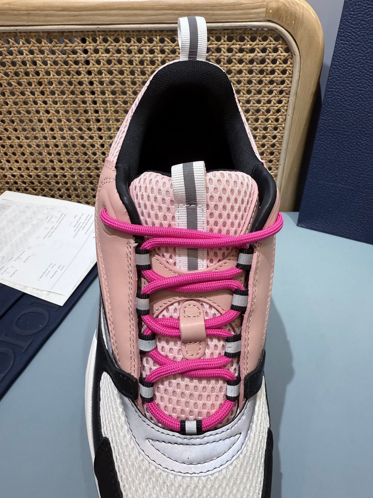 Sneakers B22 'Noir Blanc Rose' — vue 8