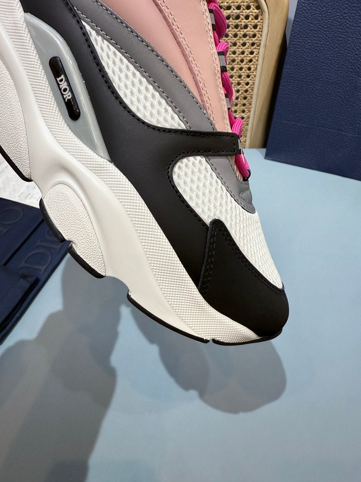 Sneakers B22 'Noir Blanc Rose' — vue 14