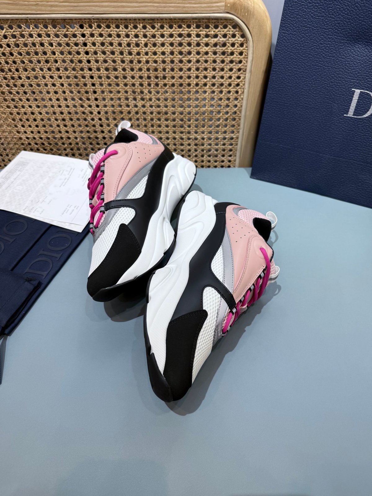 Sneakers B22 'Noir Blanc Rose' — vue 16