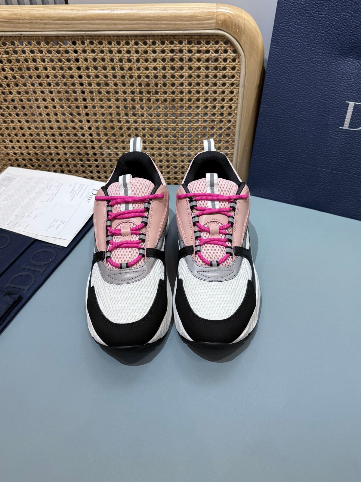 Sneakers B22 'Noir Blanc Rose' — vue 19