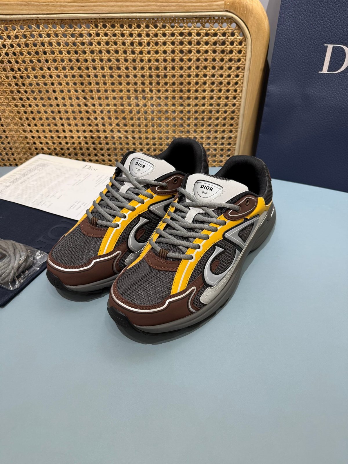 Sneakers B30 'Marron et Jaune' — vue 17