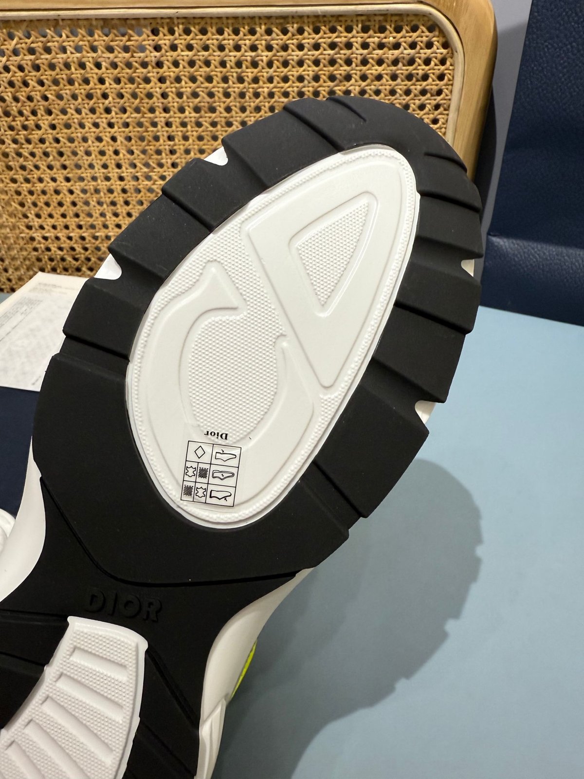 Sneakers B30 'Noir et Jaune Fluo' — vue 6