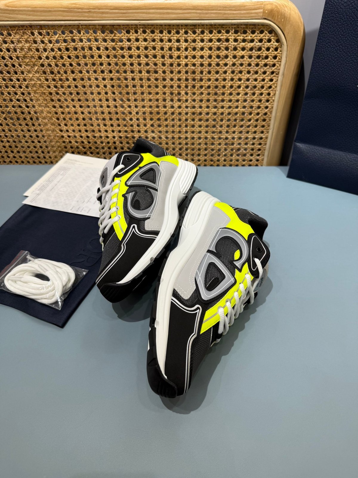 Sneakers B30 'Noir et Jaune Fluo' — vue 14