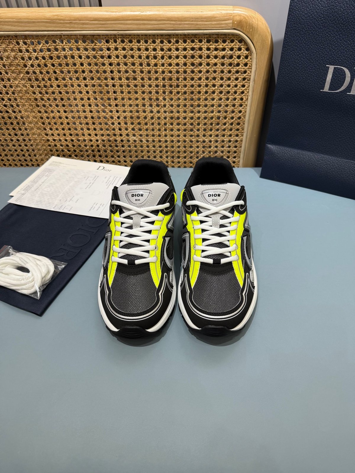Sneakers B30 'Noir et Jaune Fluo' — vue 17
