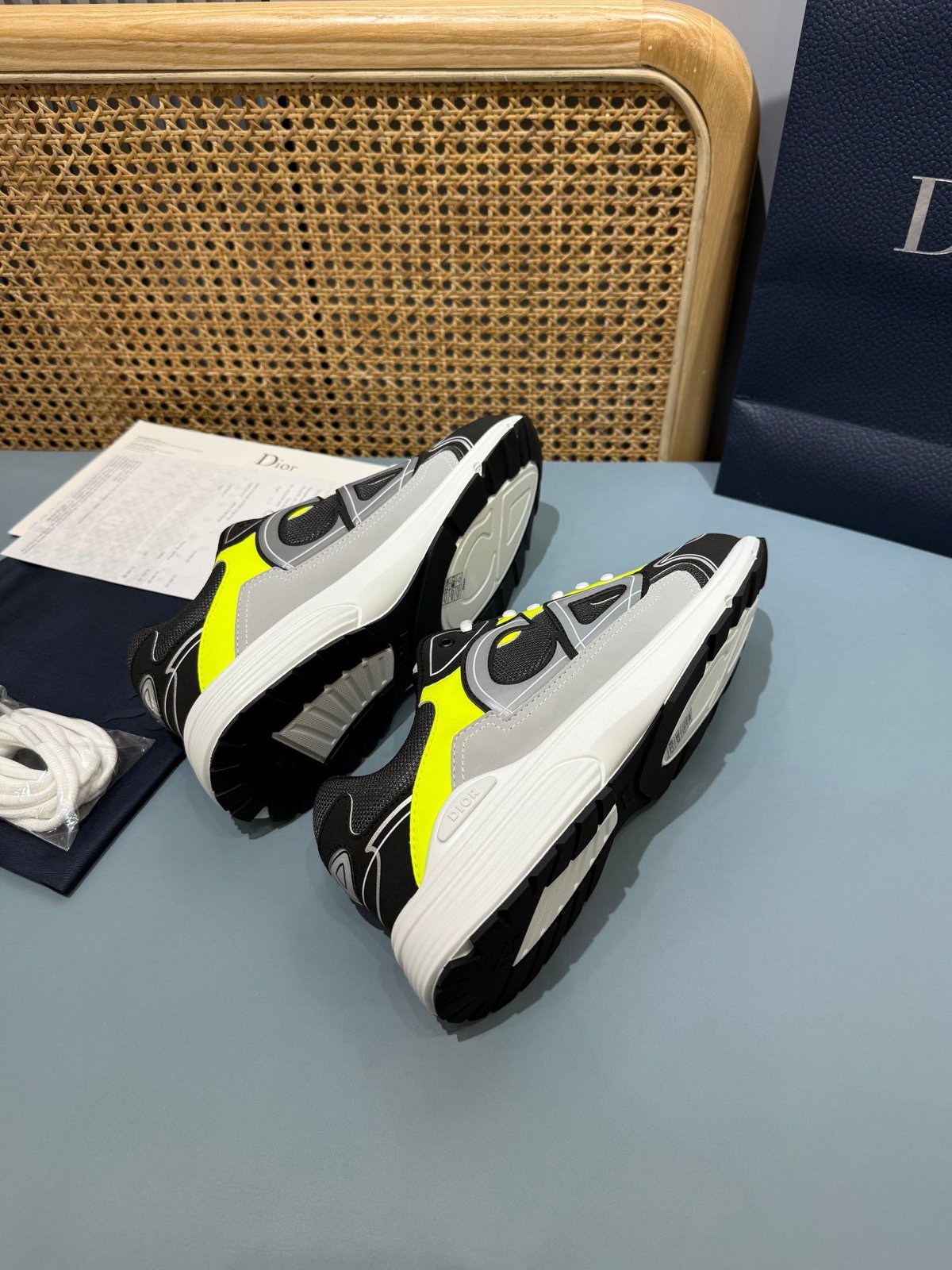 Sneakers B30 'Noir et Jaune Fluo' — vue 22