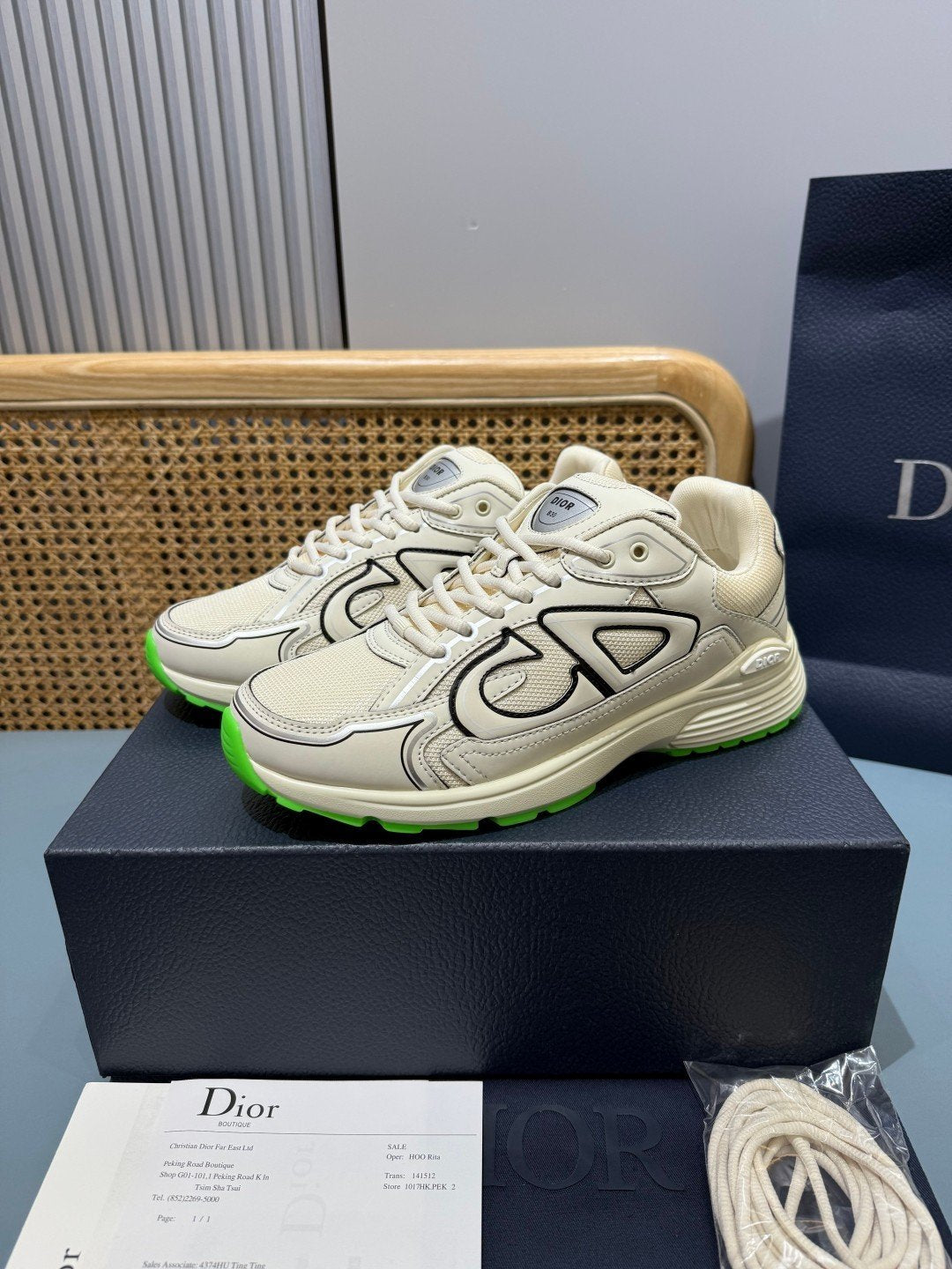 Sneakers B30 'Blanc Cassé et Vert Fluo' — vue 3