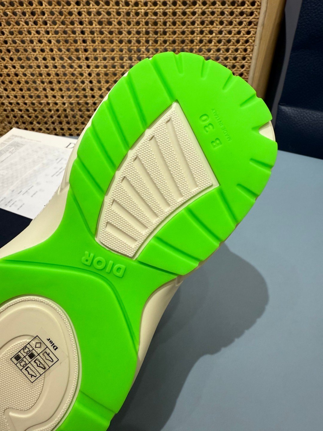 Sneakers B30 'Blanc Cassé et Vert Fluo' — vue 10
