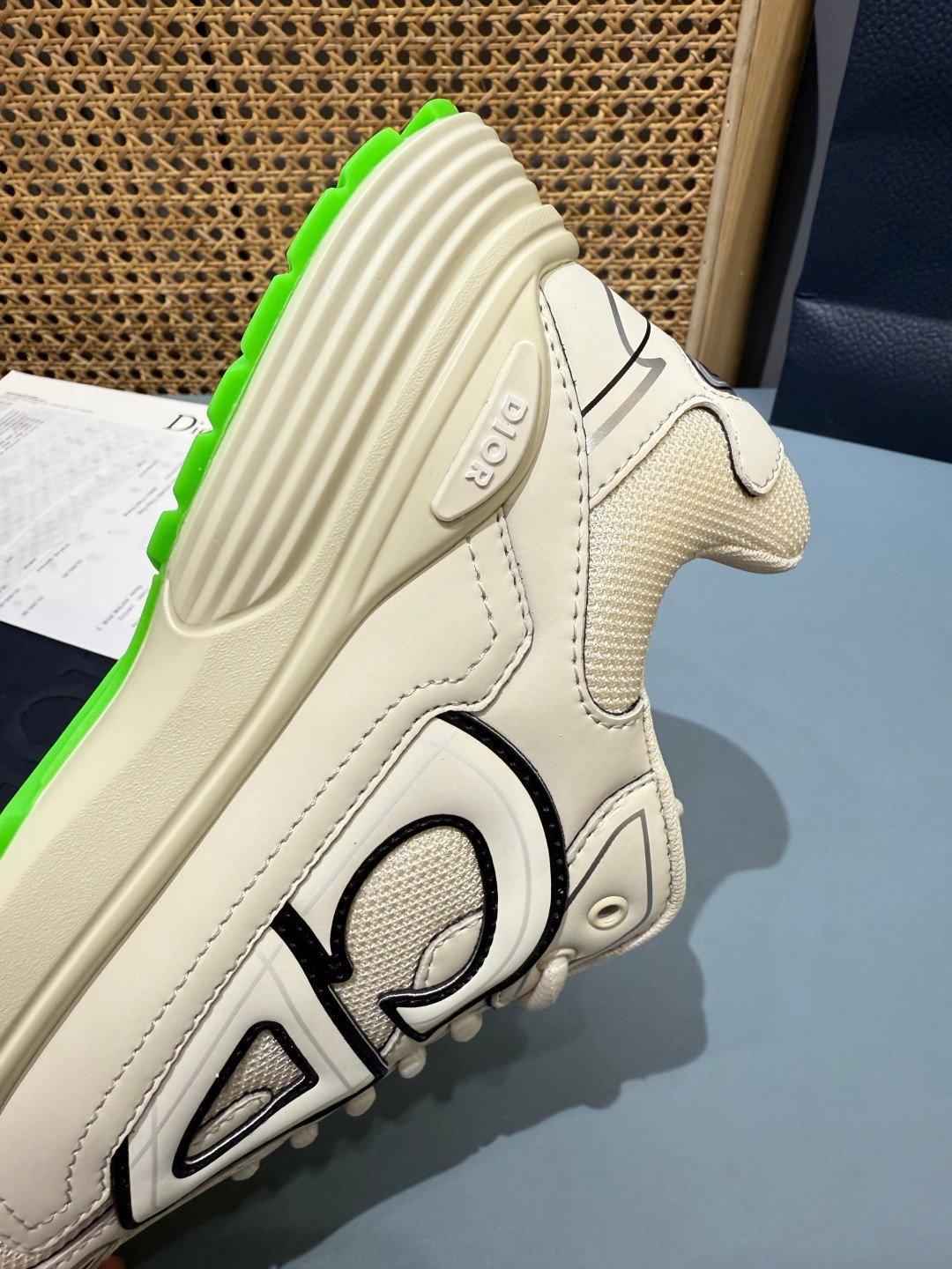 Sneakers B30 'Blanc Cassé et Vert Fluo' — vue 11