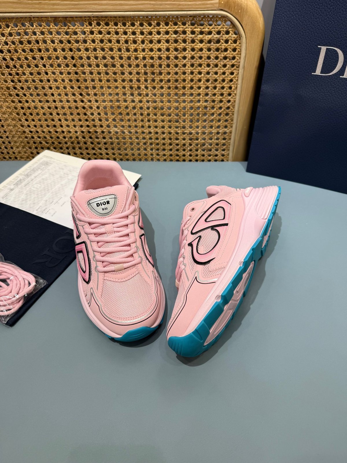 Sneakers B30 'Rose' — vue 26
