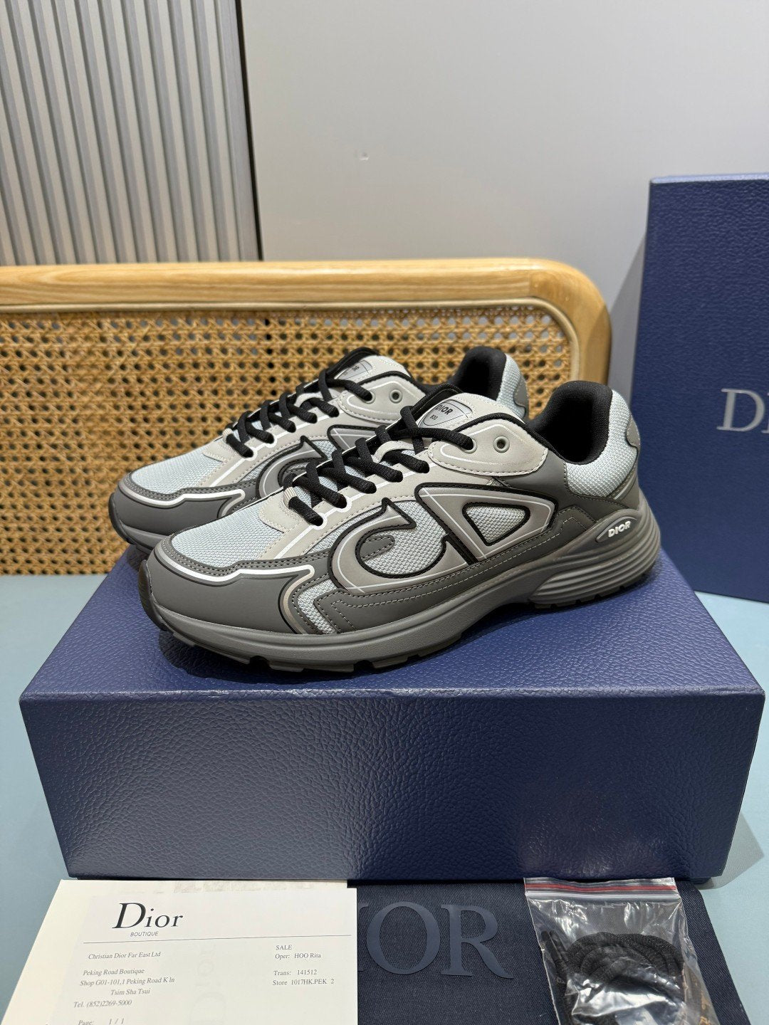 Sneakers B30 'Gris Anthracite et Blanc' — vue 3