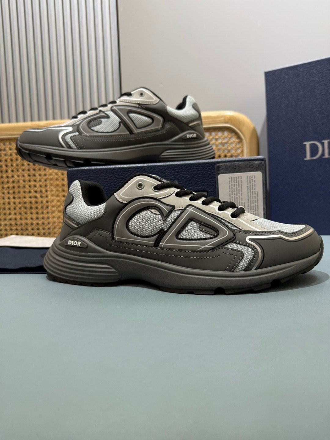 Sneakers B30 'Gris Anthracite et Blanc' — vue 5