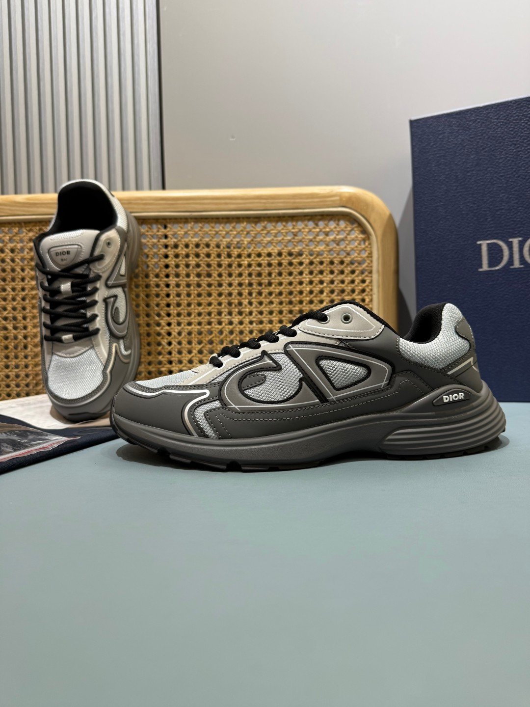 Sneakers B30 'Gris Anthracite et Blanc' — vue 6