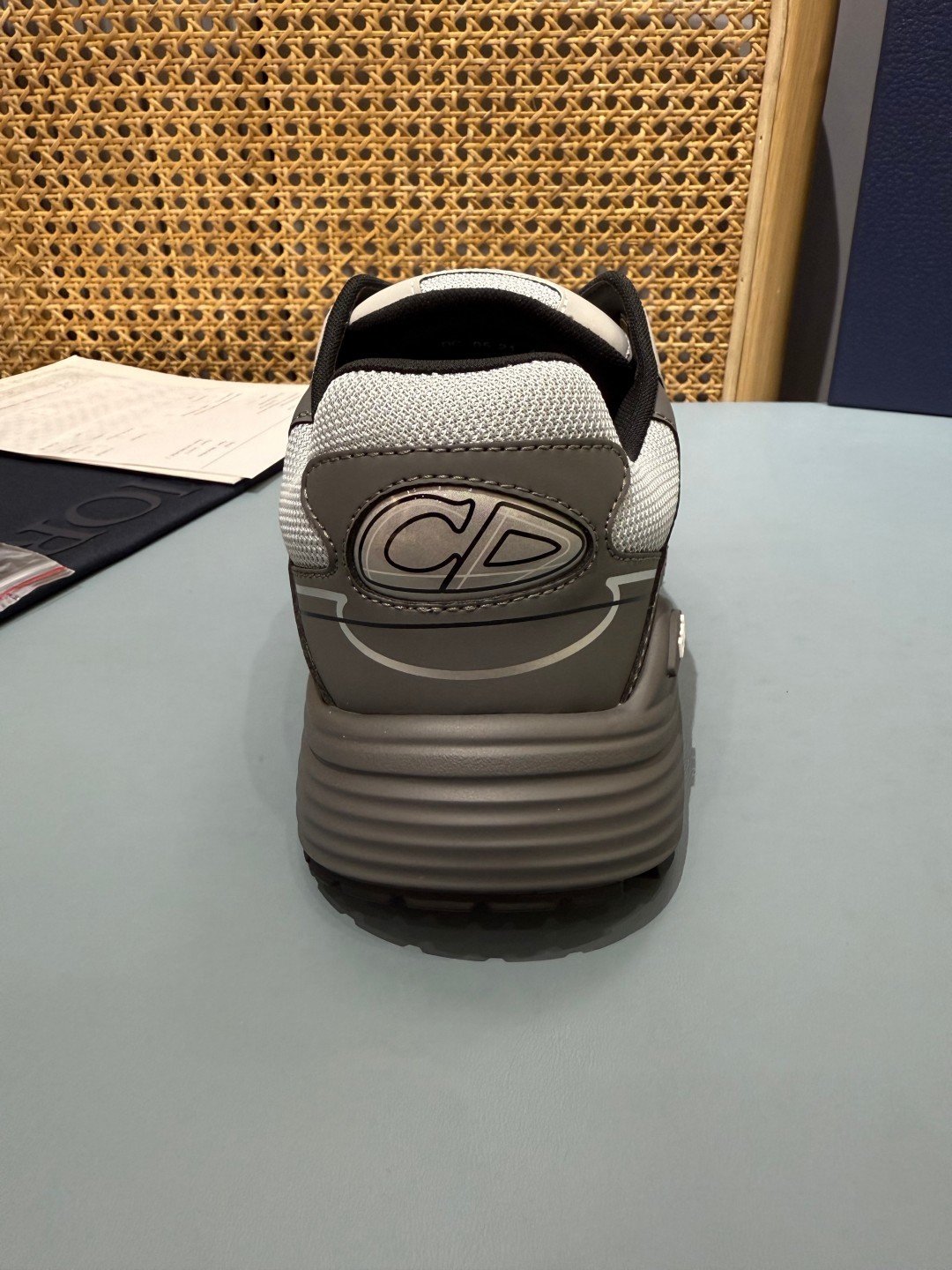 Sneakers B30 'Gris Anthracite et Blanc' — vue 11