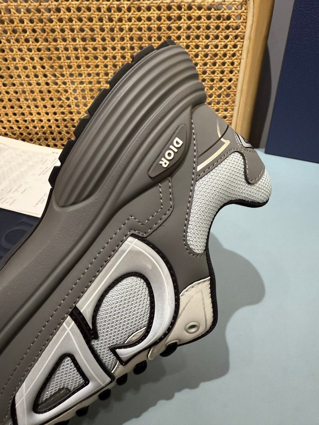 Sneakers B30 'Gris Anthracite et Blanc' — vue 13