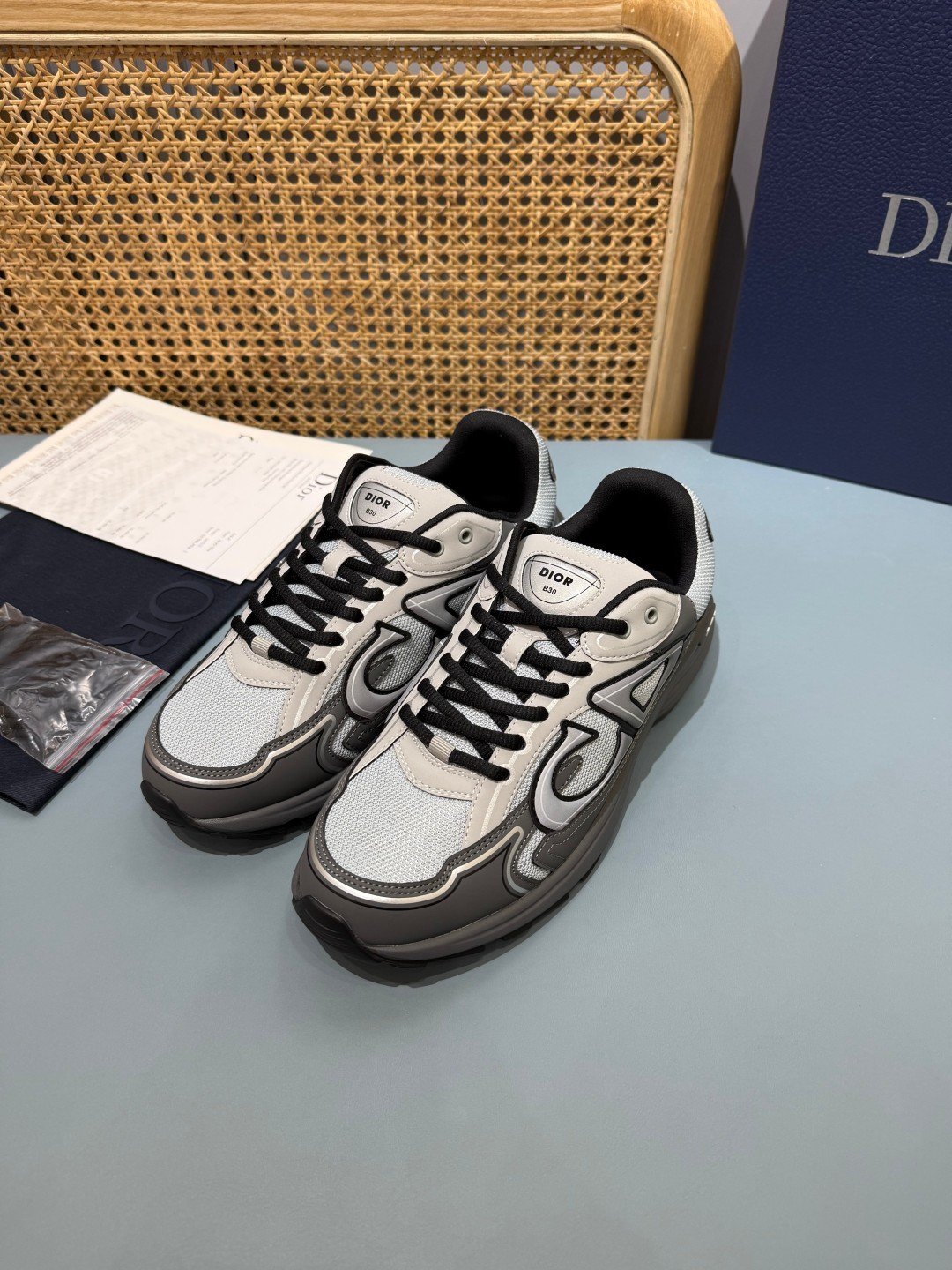 Sneakers B30 'Gris Anthracite et Blanc' — vue 17