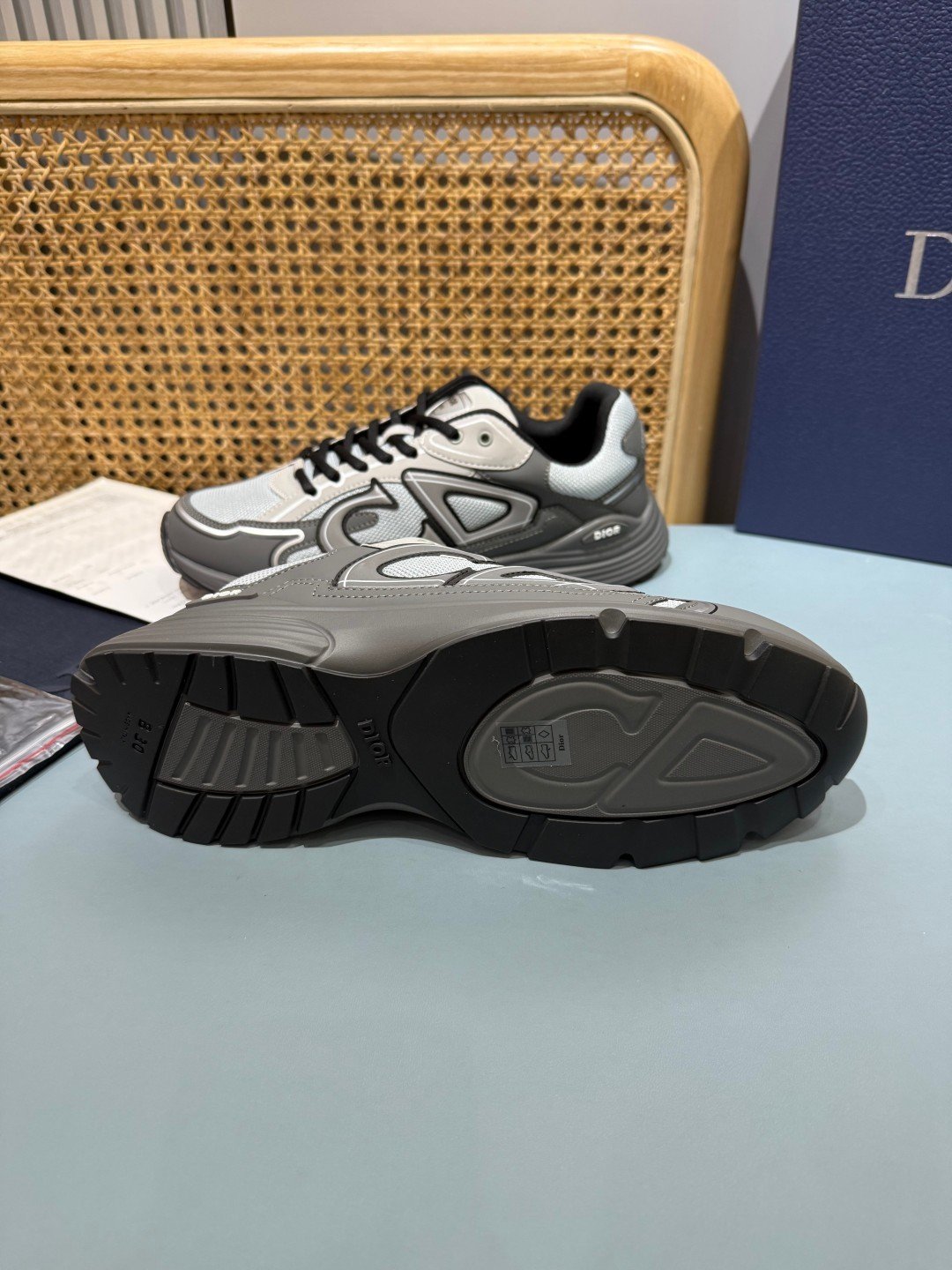 Sneakers B30 'Gris Anthracite et Blanc' — vue 20