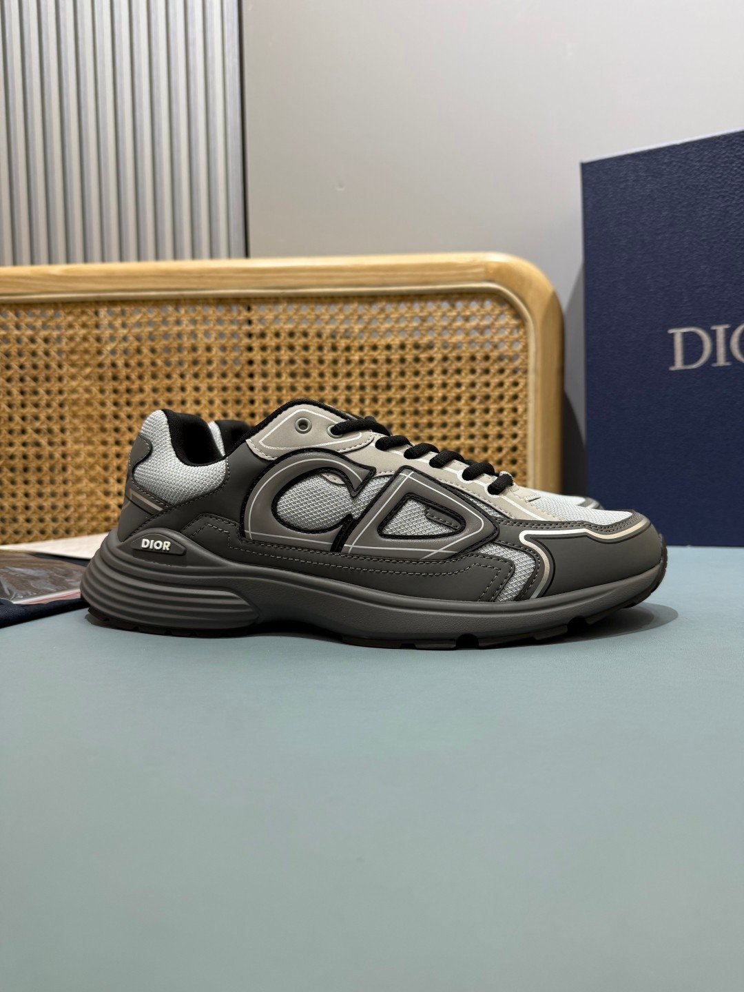 Sneakers B30 'Gris Anthracite et Blanc' — vue 23