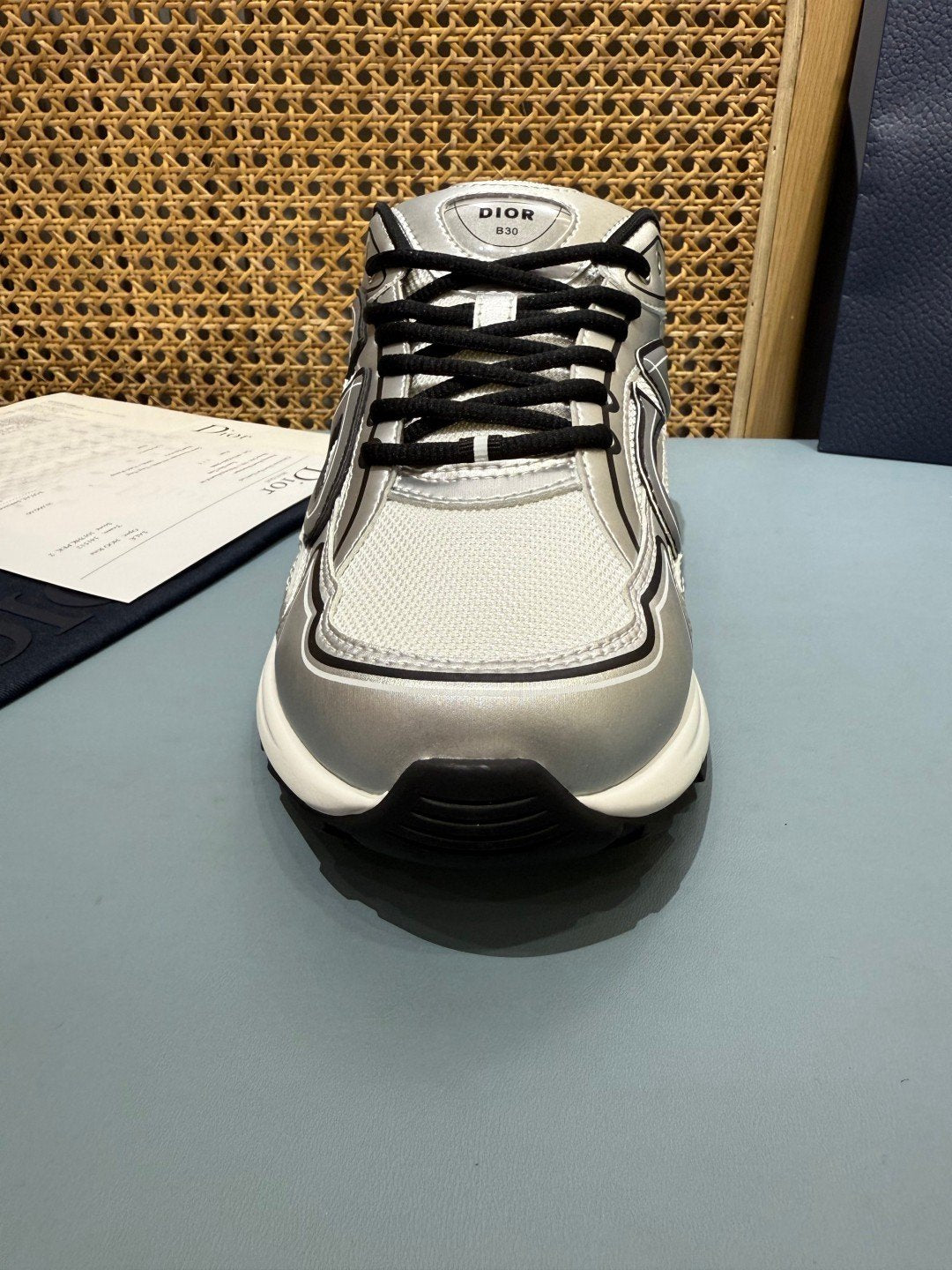 Sneakers B30 'Blanc Gris et Noir' — vue 8
