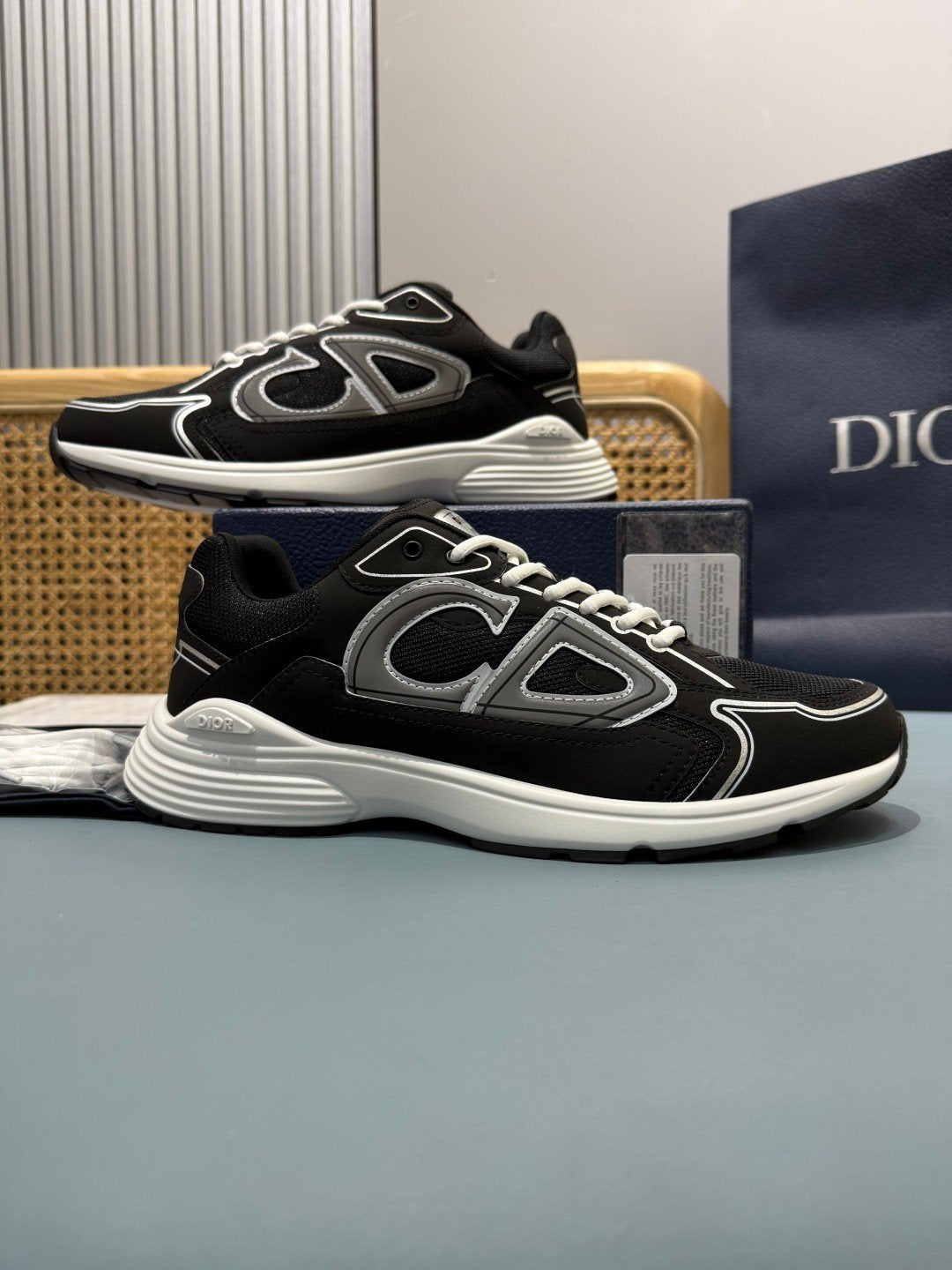 Sneakers B30 'Noir et Blanc' — vue 5