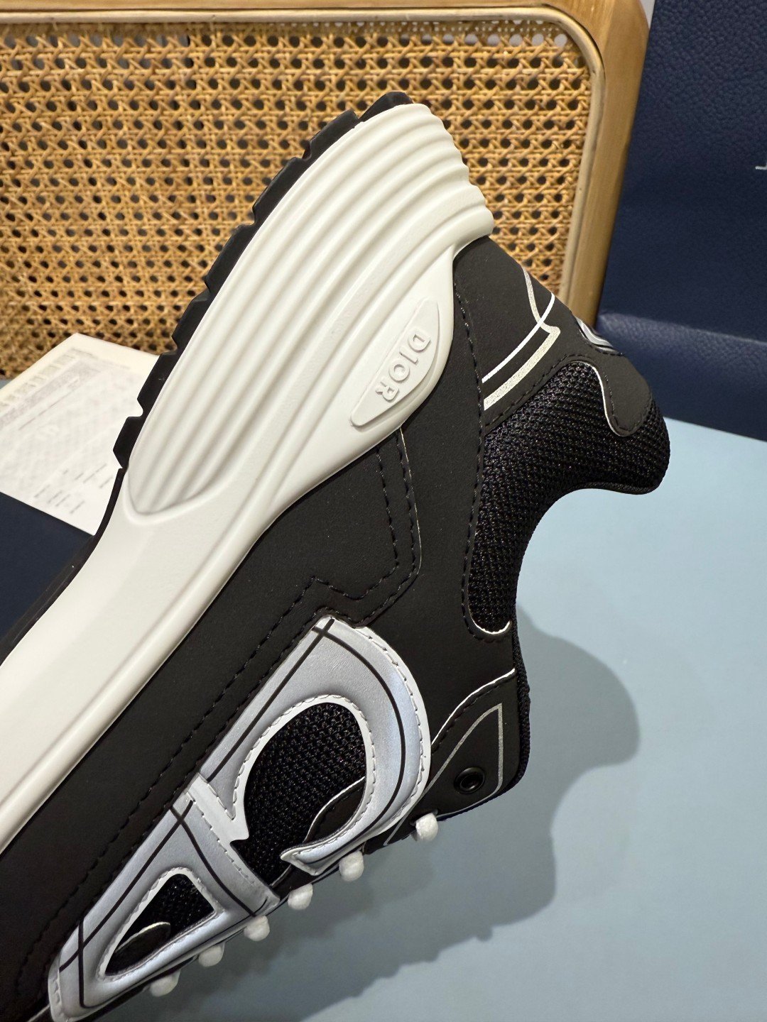 Sneakers B30 'Noir et Blanc' — vue 12