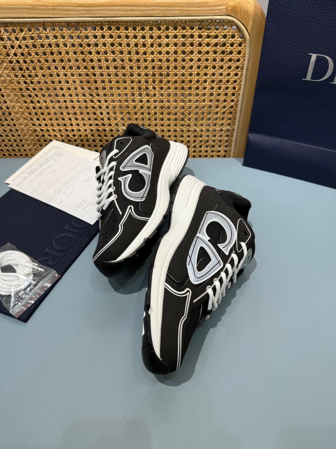 Sneakers B30 'Noir et Blanc' — vue 15