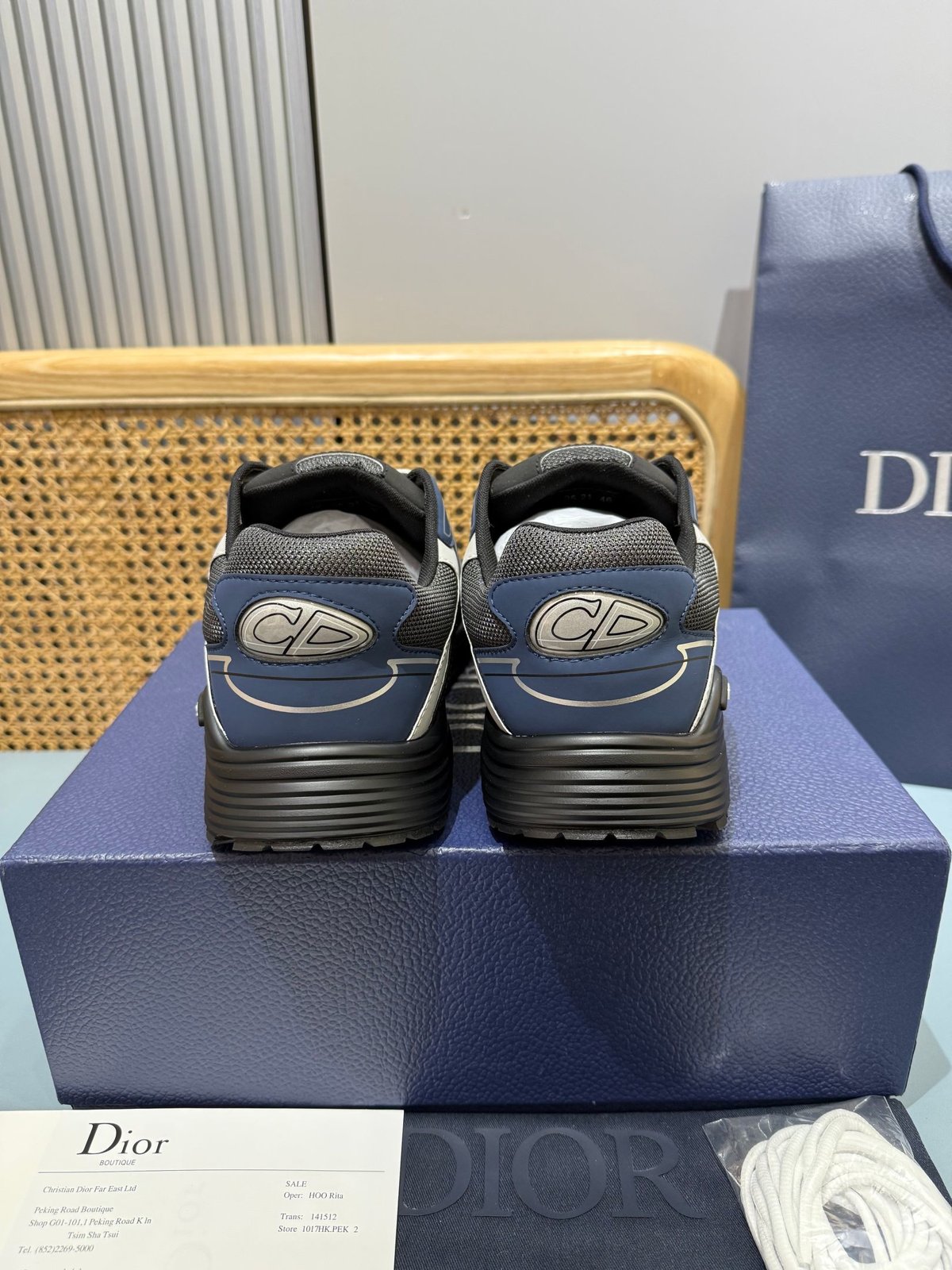 Sneakers B30 'Marine et Noir' — vue 4