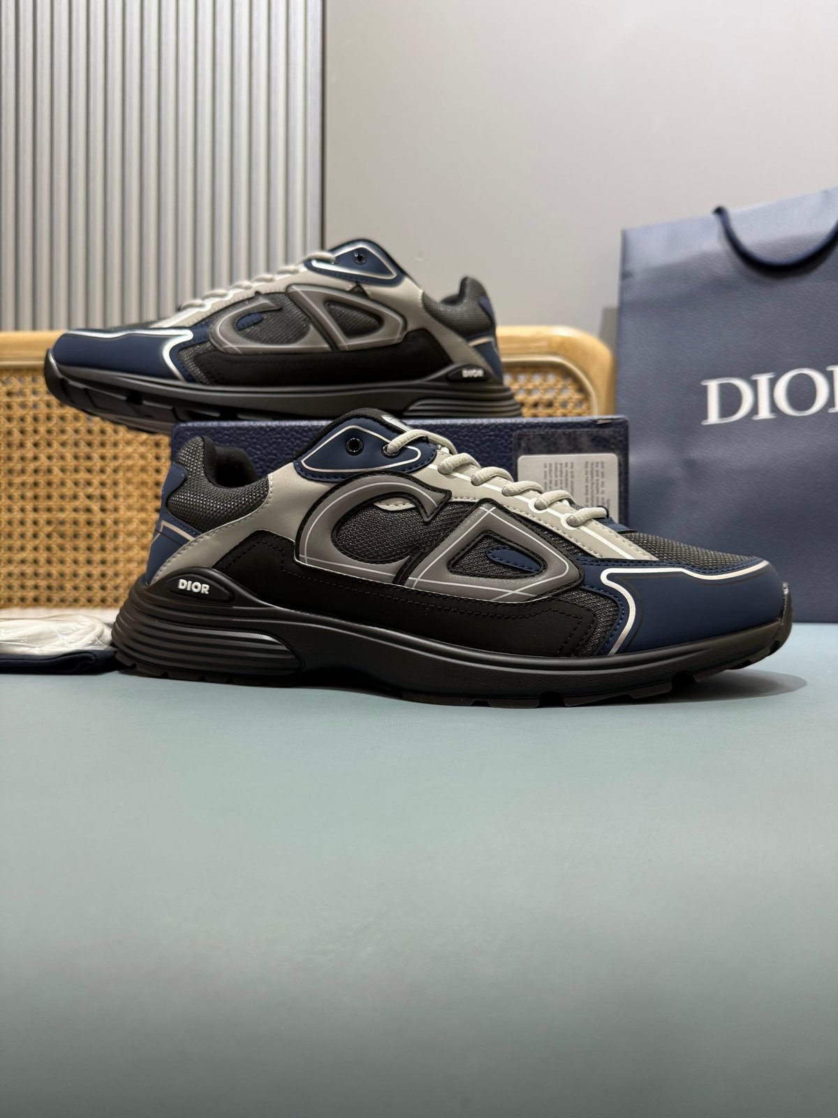 Sneakers B30 'Marine et Noir' — vue 5