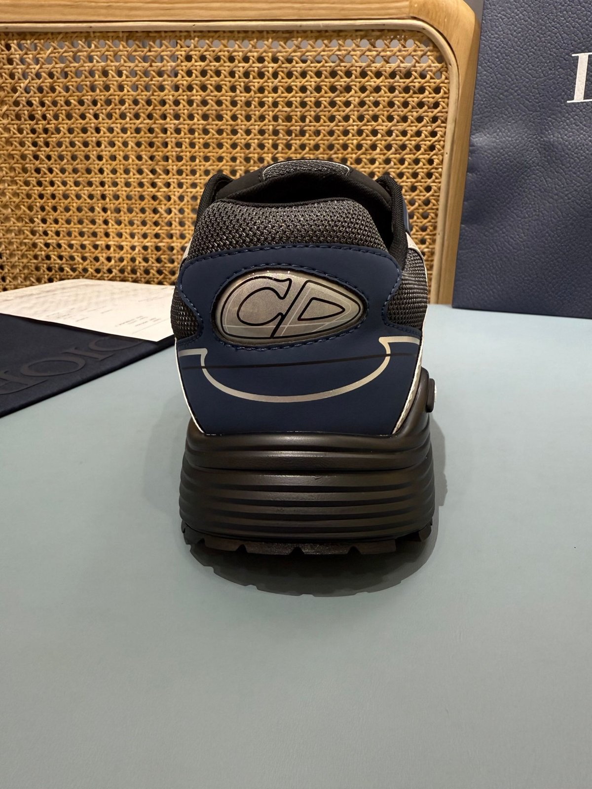 Sneakers B30 'Marine et Noir' — vue 10