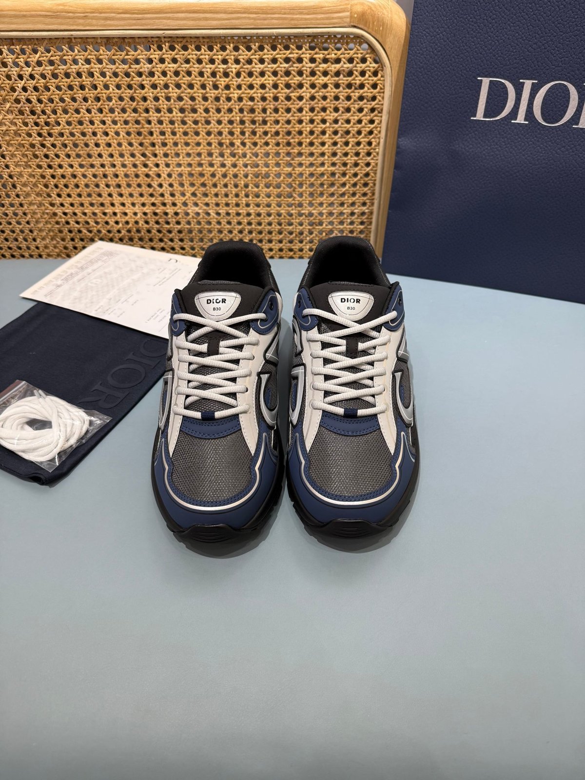 Sneakers B30 'Marine et Noir' — vue 18